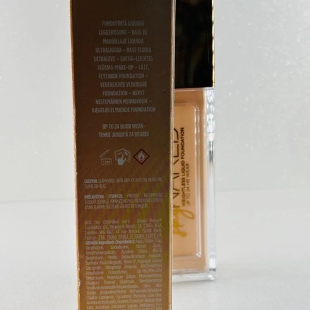 Urban Decay Stay Naked Weightless Liquid Foundation-10 CP Ultra Fair/Cool Pink